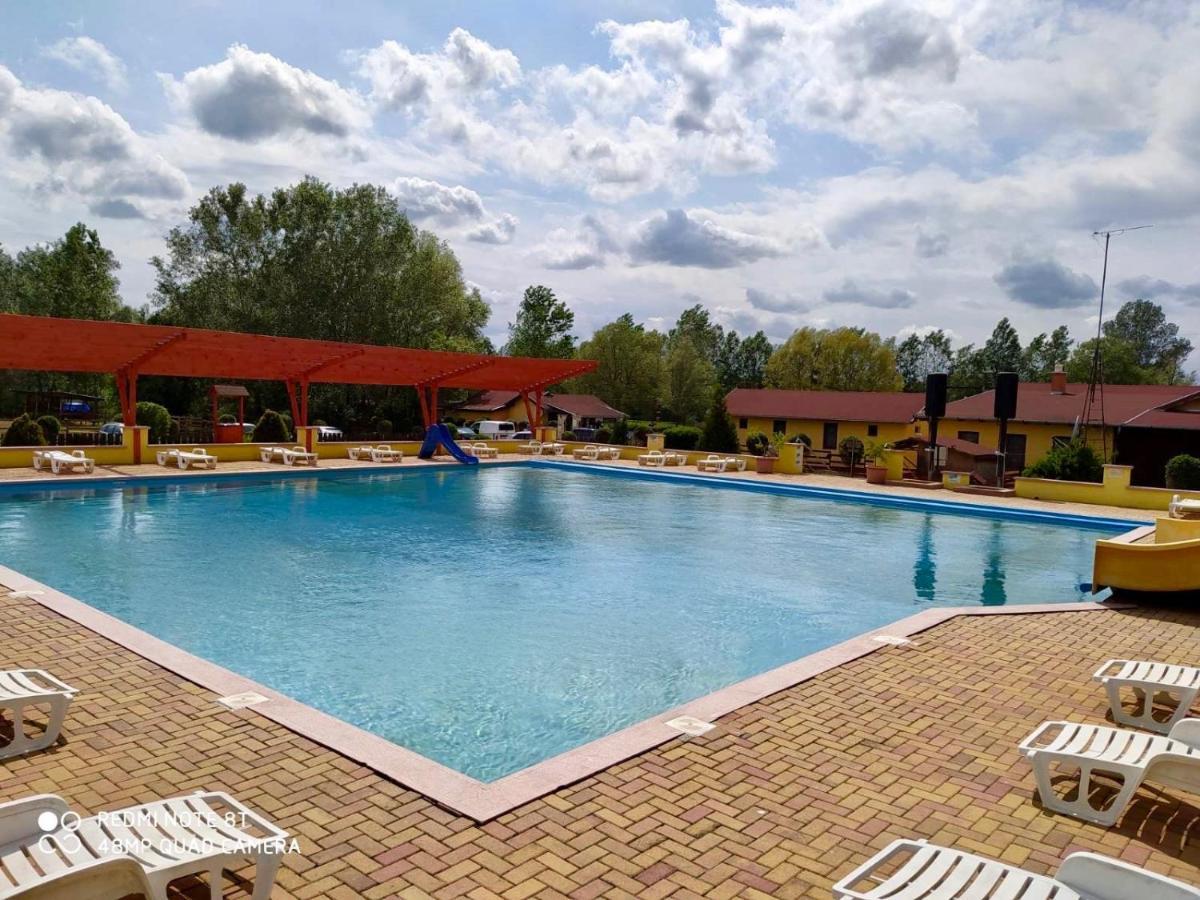 Ligetalja Termál Hotel Peneszlek Exterior foto