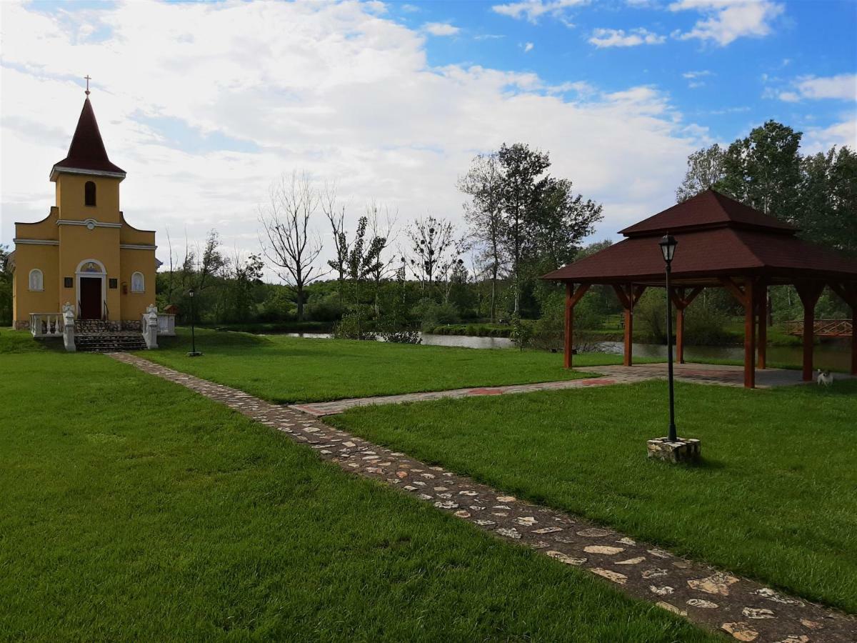 Ligetalja Termál Hotel Peneszlek Exterior foto